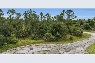 Pillow Ct, North Port, FL 34288 - Photo 3
