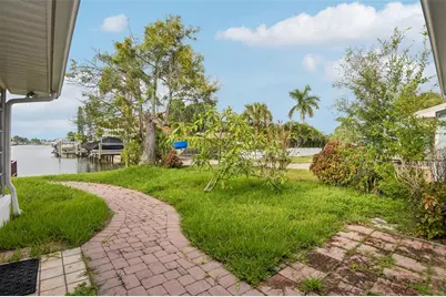 4008 Dana Shores Drive, Tampa, FL 33634 - Photo 11