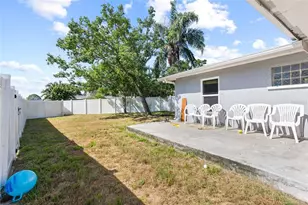 415 Maplewood Cir, Oldsmar, FL 34677 - Photo 33