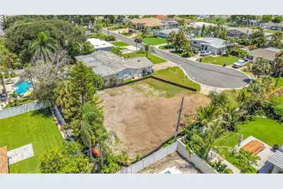 920 Palm Drive, Belleair Beach, FL 33786 - Photo 9
