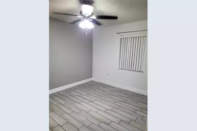 10803 N Armenia Avenue, Tampa, FL 33612 - Photo 15