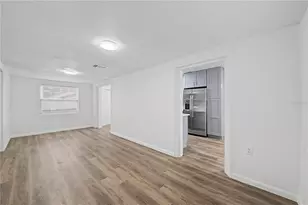 810 E 120th Ave, Tampa, FL 33612 - Photo 15