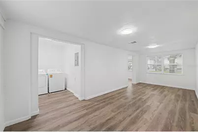 810 E 120th Avenue, Tampa, FL 33612 - Photo 13