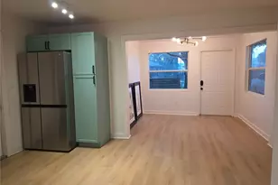 1020 19th St S, Saint Petersburg, FL 33712 - Photo 5