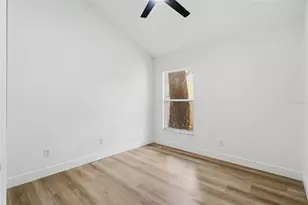 4603 Hidden Shadow Dr, Tampa, FL 33614 - Photo 25