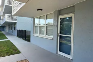 4720 Locust St NE, Saint Petersburg, FL 33703 - Photo 3