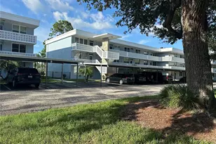 4720 Locust St NE, Saint Petersburg, FL 33703 - Photo 1