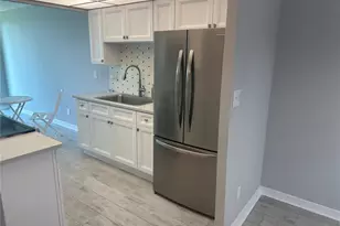 4720 Locust St NE, Saint Petersburg, FL 33703 - Photo 13