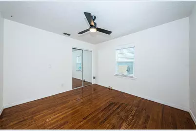 3212 23rd Street N, Saint Petersburg, FL 33713 - Photo 17