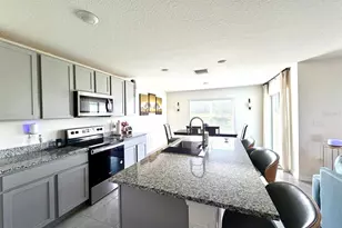 35291 Spruce Knob Ct, Dade City, FL 33525 - Photo 5