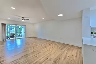 1028 Apollo Beach Blvd, Apollo Beach, FL 33572 - Photo 9