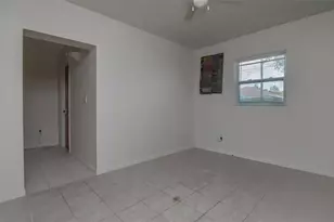 1000 8th Ave NW, Largo, FL 33770 - Photo 29