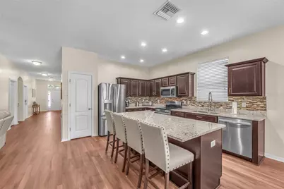 1407 Rushgrove Circle, Dover, FL 33527 - Photo 9