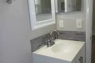1616 E Poinsettia Ave, Tampa, FL 33612 - Photo 17
