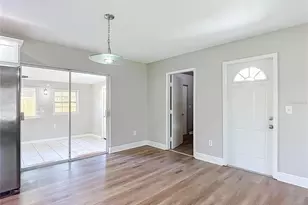 1616 E Poinsettia Ave, Tampa, FL 33612 - Photo 35