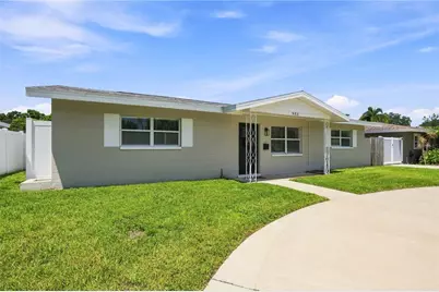 933 41st Avenue NE, Saint Petersburg, FL 33703 - Photo 29