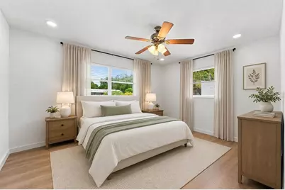 933 41st Avenue NE, Saint Petersburg, FL 33703 - Photo 17