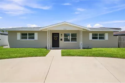 933 41st Avenue NE, Saint Petersburg, FL 33703 - Photo 31