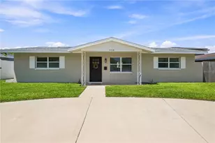 933 41st Ave NE, Saint Petersburg, FL 33703 - Photo 31