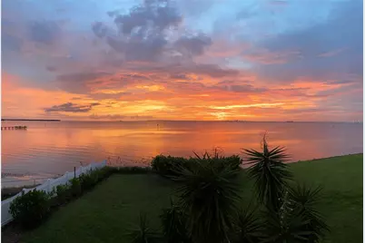 800 Bahia Del Sol Drive #A, Ruskin, FL 33570 - Photo 3