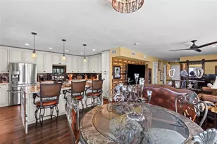 800 Bahia Del Sol Dr, Ruskin, FL 33570 - Photo 11