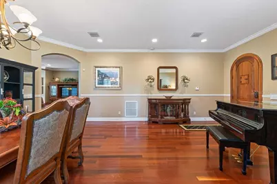 5916 S 6th Street, Tampa, FL 33611 - Photo 11