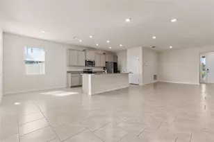 3504 Crescent Peak Wy, Plant City, FL 33565 - Photo 15