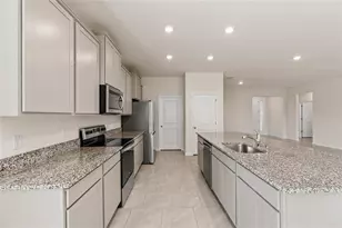 3504 Crescent Peak Wy, Plant City, FL 33565 - Photo 13