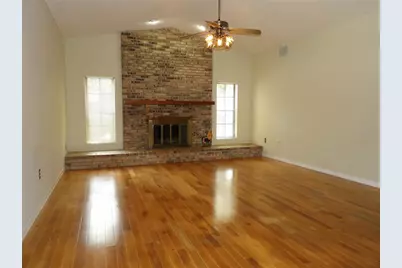 6282 Forestwood Drive E, Lakeland, FL 33811 - Photo 5