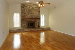 6282 Forestwood Dr E, Lakeland, FL 33811 - Photo 5