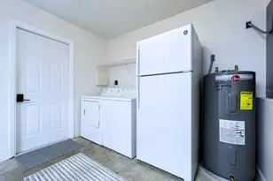815 35th St W, Bradenton, FL 34205 - Photo 41
