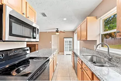 2304 Stanford Avenue, Bradenton, FL 34207 - Photo 9