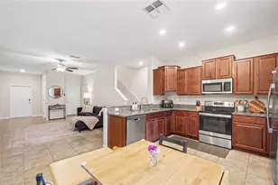 9781 Mulberry Marsh Ln, Sun City Center, FL 33573 - Photo 5