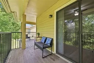 8630 Mallard Reserve Dr, Tampa, FL 33614 - Photo 23