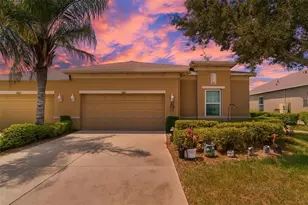 980 Pembroke Point Way, Sun City Center, FL 33573 - Photo 1