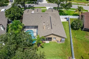 2317 Eagle Bluff Dr, Valrico, FL 33596 - Photo 39