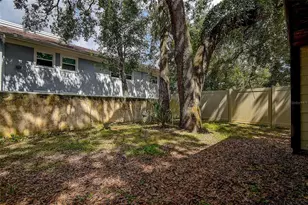 10306 Councils Way, Temple Terrace, FL 33617 - Photo 35