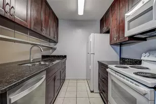 10306 Councils Way, Temple Terrace, FL 33617 - Photo 23