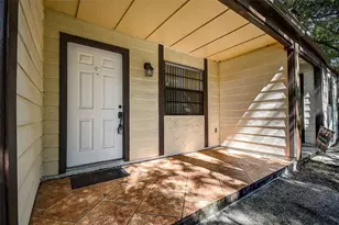 10306 Councils Way, Temple Terrace, FL 33617 - Photo 13