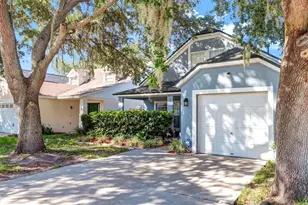 22817 St Thomas Cir, Lutz, FL 33549 - Photo 3
