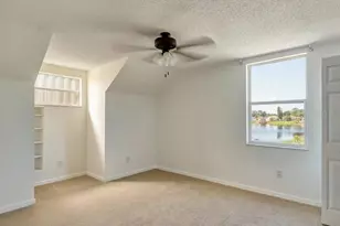 22817 St Thomas Cir, Lutz, FL 33549 - Photo 23
