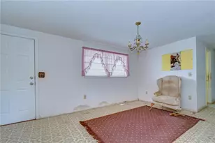 3210 W Giddens Ave, Tampa, FL 33614 - Photo 13