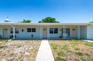 3775 59th St N, Saint Petersburg, FL 33710 - Photo 1