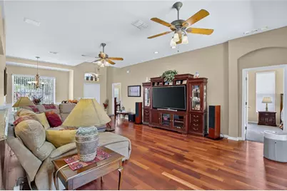 2803 Brooke Pines Court, Plant City, FL 33566 - Photo 9