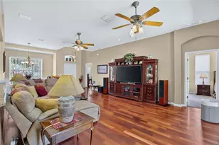 2803 Brooke Pines Ct, Plant City, FL 33566 - Photo 9
