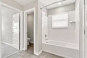2704 W Gray St, Tampa, FL 33609 - Photo 31
