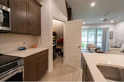 3216 Moonlit Lily Place, Brandon, FL 33511 - Photo 5
