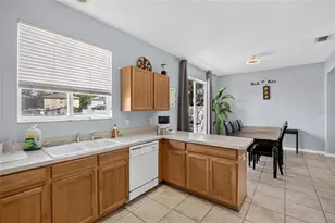 4951 Whistling Pines Ct, Wesley Chapel, FL 33545 - Photo 13