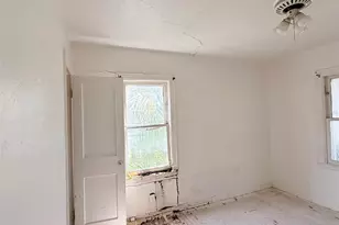 4935 5th Ave S, Saint Petersburg, FL 33707 - Photo 19