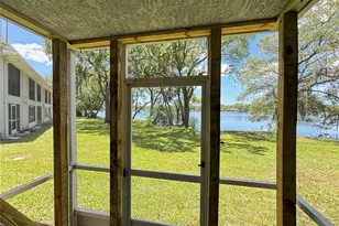 7234 E Bank Dr, Tampa, FL 33617 - Photo 11